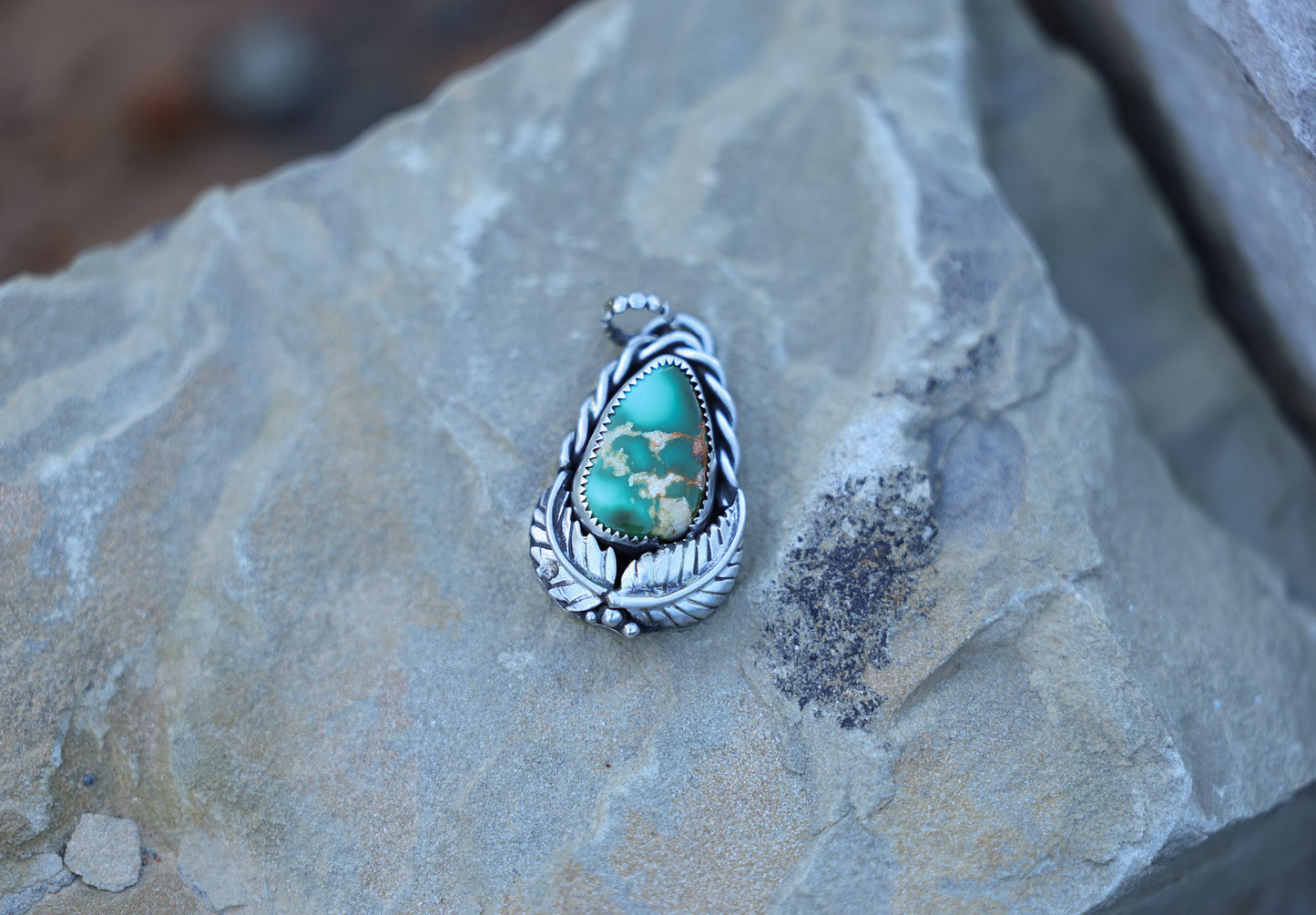 The Illinois pendent
