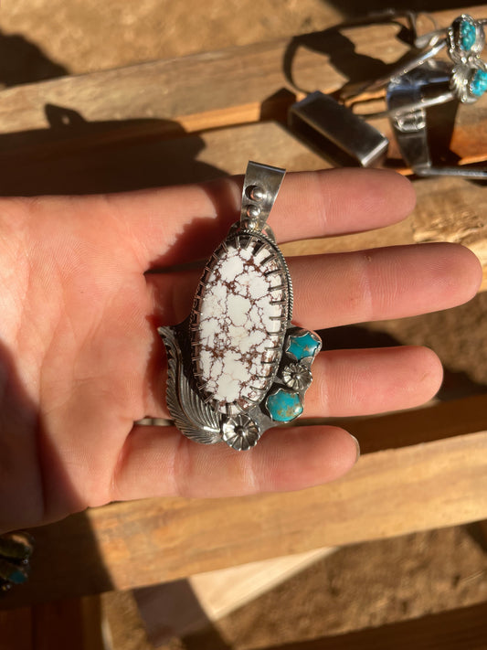 Wildhorse pendant