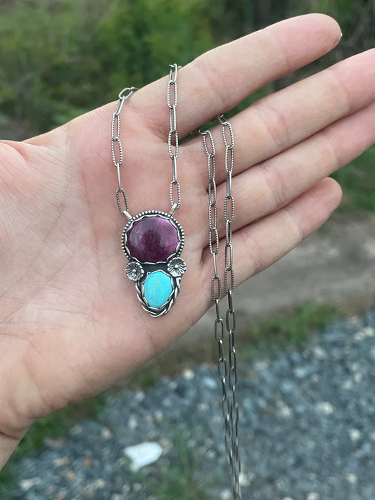 Burble NECKLACE